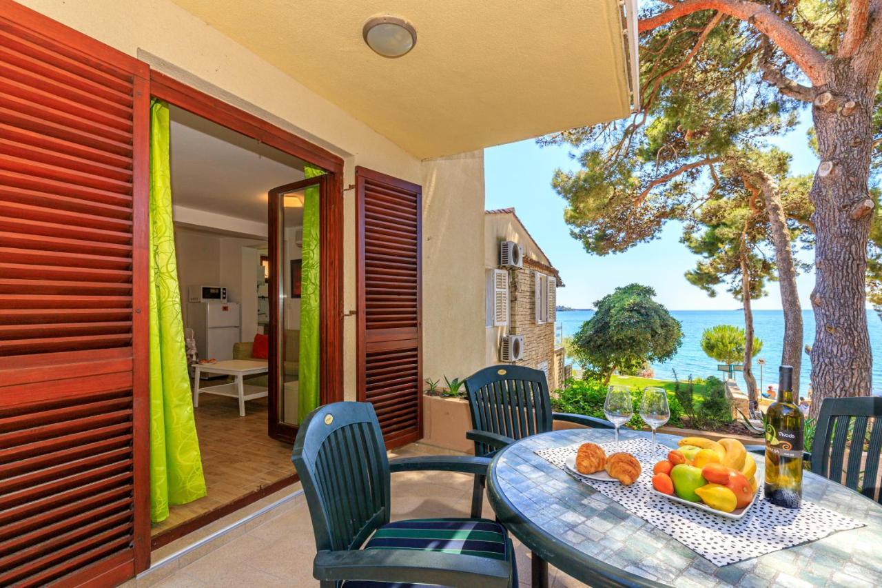 Al Mare Apartments Rovinj Buitenkant foto