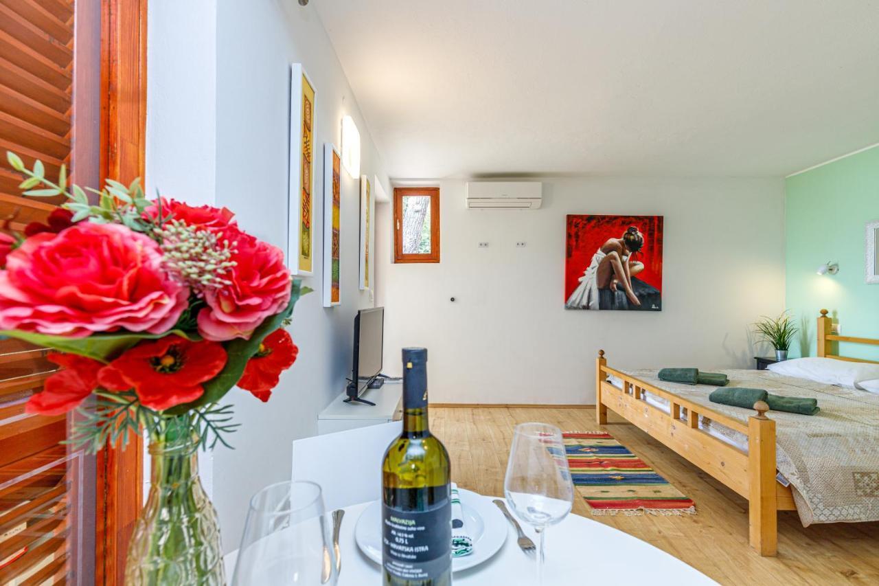 Al Mare Apartments Rovinj Buitenkant foto