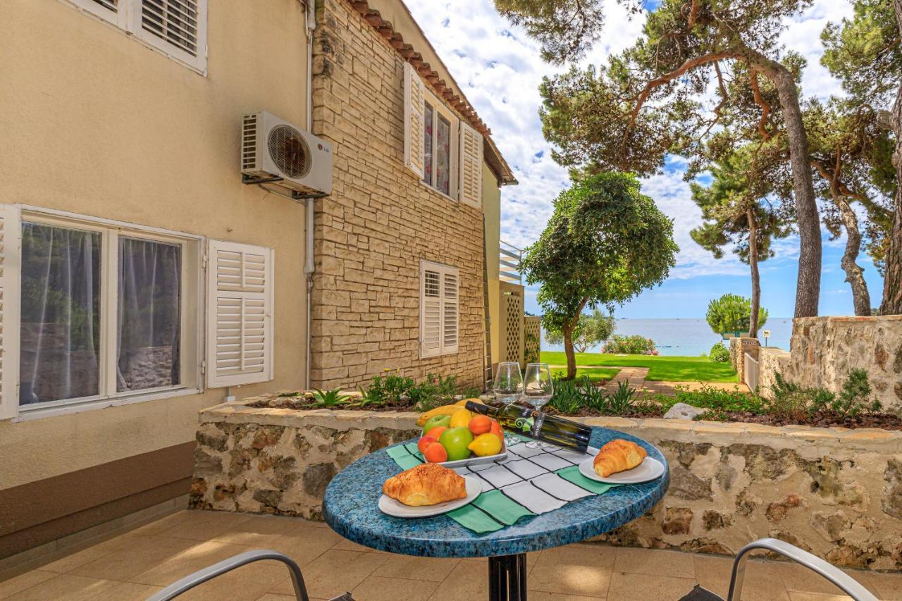 Al Mare Apartments Rovinj Buitenkant foto